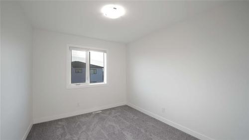 80 Cornerstone Heights, Winnipeg, MB - Indoor Photo Showing Other Room