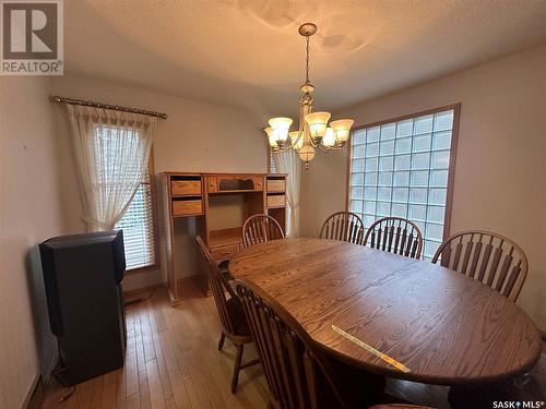 60 Sunset Drive S, Yorkton, SK - Indoor Photo Showing Dining Room