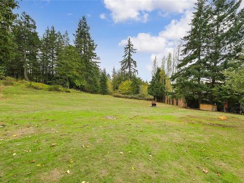 567 Windthrop Rd, Colwood, BC - Outdoor