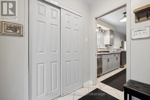 93 Willowridge Road, Toronto, ON - Indoor