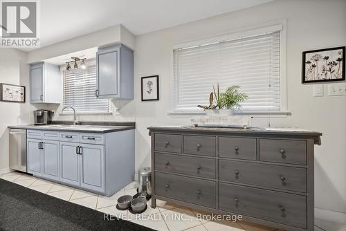 93 Willowridge Road, Toronto, ON - Indoor Photo Showing Kitchen