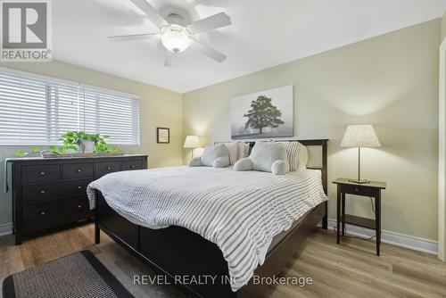 93 Willowridge Road, Toronto, ON - Indoor Photo Showing Bedroom