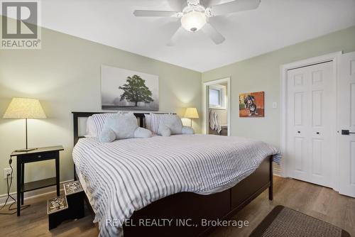 93 Willowridge Road, Toronto, ON - Indoor Photo Showing Bedroom