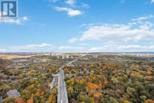 4218 - 585 Bloor Street E, Toronto, ON - Outdoor With View