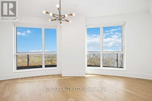 4218 - 585 Bloor Street E, Toronto, ON - Indoor Photo Showing Other Room