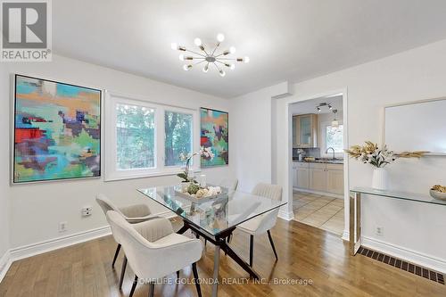 330 Neal Drive, Richmond Hill, ON - Indoor Photo Showing Dining Room