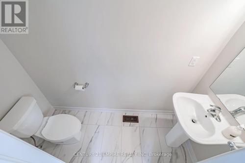 1408 Oakmont Common, Burlington, ON - Indoor Photo Showing Bathroom