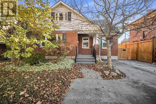 351 King Street E, Oshawa, ON - Outdoor