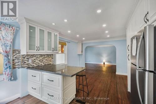 351 King Street E, Oshawa, ON - Indoor Photo Showing Kitchen