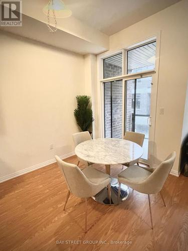 44 Seine Lane, Richmond Hill, ON - Indoor Photo Showing Dining Room