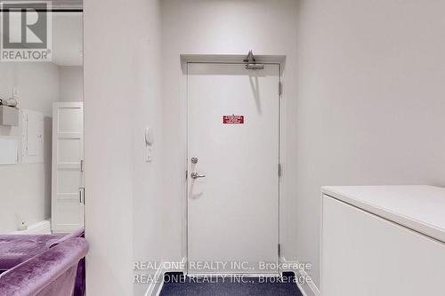 Th 49 - 115 Harrison Garden Boulevard, Toronto, ON - Indoor