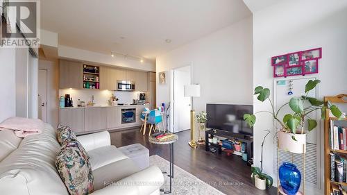 2501 - 50 Ordnance Street, Toronto, ON - Indoor Photo Showing Living Room