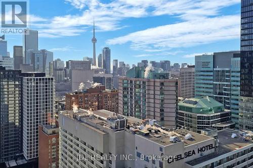 3213 - 386 Yonge Street, Toronto, ON - Outdoor With View