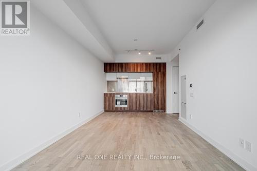 2907 - 185 Roehampton Avenue, Toronto, ON - Indoor Photo Showing Other Room