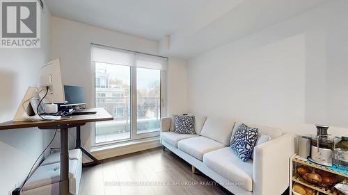 431 - 150 Logan Avenue, Toronto, ON - Indoor