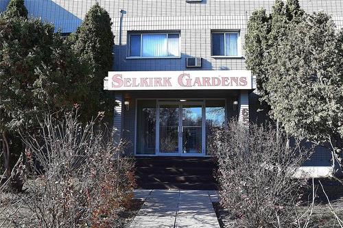 106-65 Main St, Selkirk, MB 