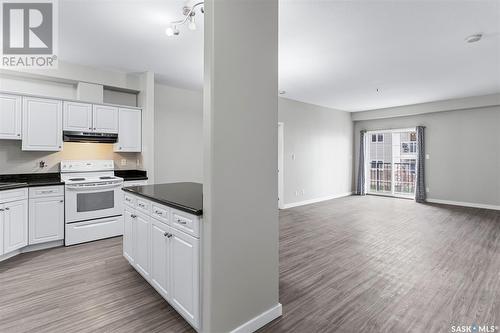 108 333 Nelson Road, Saskatoon, SK - Indoor Photo Showing Kitchen