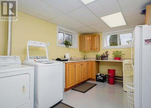 24-26 Frecker Place, Placentia, NL - Indoor Photo Showing Laundry Room