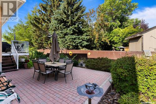 1902 Laurier Crescent E, Regina, SK - Outdoor With Deck Patio Veranda