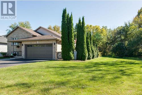 11 Beech Boulevard, Tillsonburg, ON - Outdoor