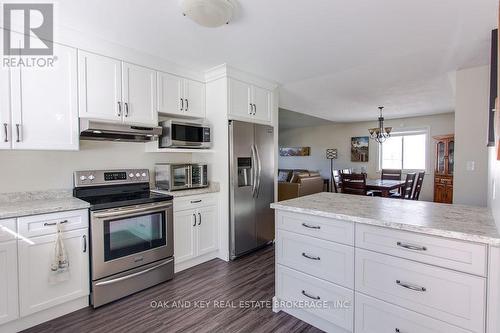 11 Beech Boulevard, Tillsonburg, ON - Indoor Photo Showing Kitchen