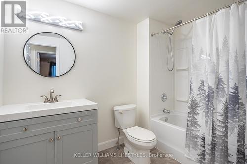 1802 Attawandaron Road, London, ON - Indoor Photo Showing Bathroom