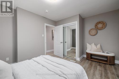 Upper - 997 Hatfield Crescent, Peterborough, ON - Indoor Photo Showing Bedroom