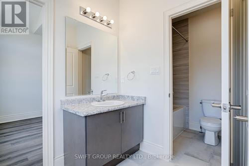 496 Skinner Road, Hamilton, ON - Indoor Photo Showing Bathroom