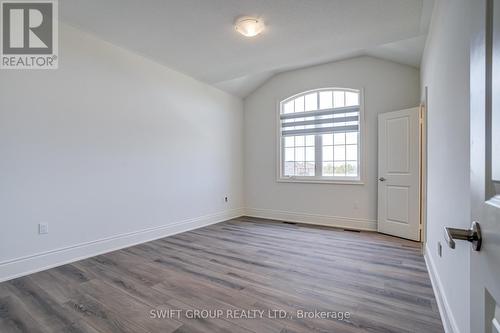 496 Skinner Road, Hamilton, ON - Indoor Photo Showing Other Room