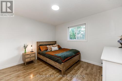 244 Nancy Street, Dutton/Dunwich (Dutton), ON - Indoor Photo Showing Bedroom