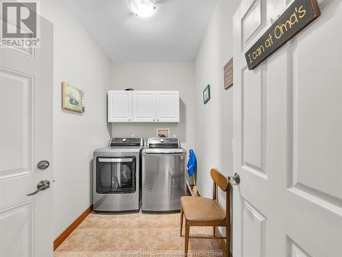 7126 Driver Lane, Amherstburg, ON - Indoor Photo Showing Laundry Room