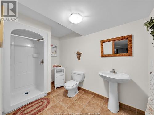 7126 Driver Lane, Amherstburg, ON - Indoor Photo Showing Bathroom