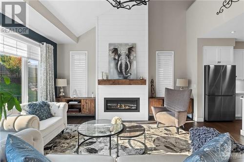 236 Kilspindie Ridge, Ottawa, ON - Indoor Photo Showing Living Room With Fireplace