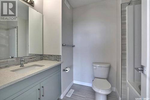 4600 Buckingham Drive E, Regina, SK - Indoor Photo Showing Bathroom