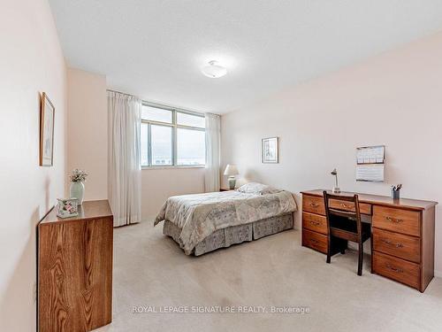 1901-3151 Bridletowne Circ, Toronto, ON - Indoor Photo Showing Bedroom