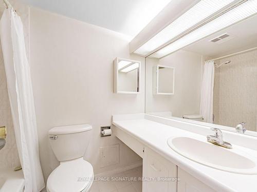 1901-3151 Bridletowne Circ, Toronto, ON - Indoor Photo Showing Bathroom