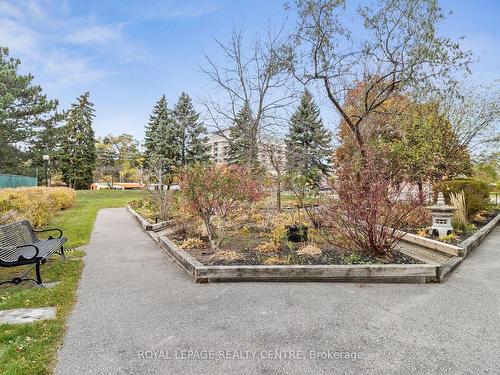 1608-966 Inverhouse Dr, Mississauga, ON - Outdoor With View