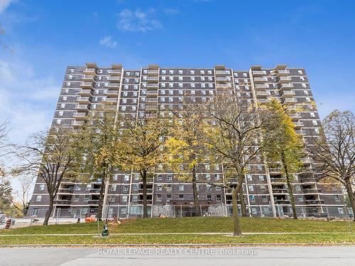 1608-966 Inverhouse Dr, Mississauga, ON - Outdoor