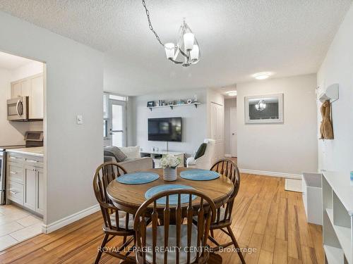 1608-966 Inverhouse Dr, Mississauga, ON - Indoor Photo Showing Dining Room