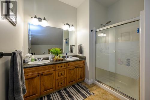 130 6807 Westgate Avenue, Prince George, BC - Indoor Photo Showing Bathroom