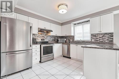 41 Anchorage Avenue, Whitby (Port Whitby), ON - Indoor Photo Showing Kitchen With Stainless Steel Kitchen