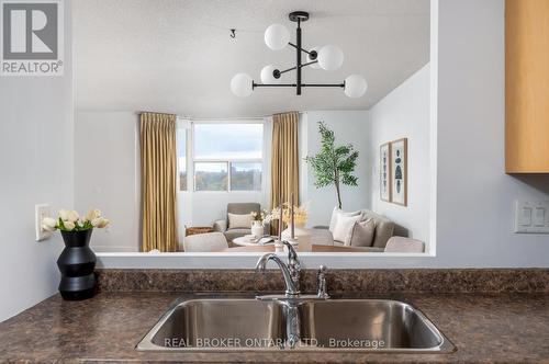 1601 - 3845 Lake Shore Boulevard W, Toronto, ON - Indoor Photo Showing Kitchen With Double Sink