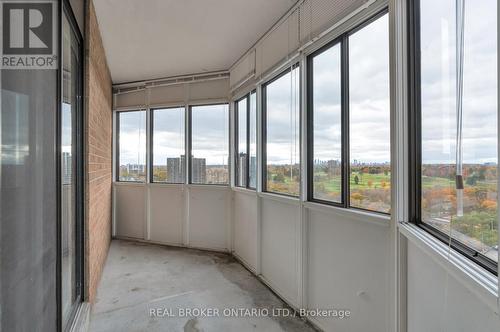 1601 - 3845 Lake Shore Boulevard W, Toronto, ON - Indoor Photo Showing Other Room