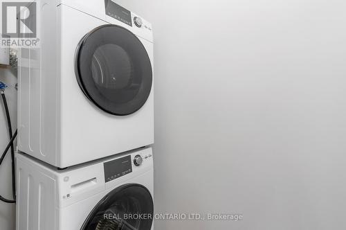 1601 - 3845 Lake Shore Boulevard W, Toronto, ON - Indoor Photo Showing Laundry Room