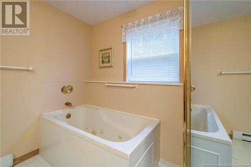 20 Florence Drive, Rothesay, NB - Indoor Photo Showing Bathroom