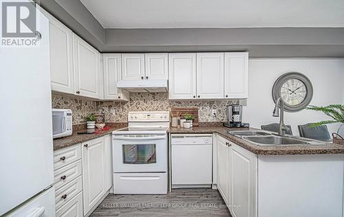 988 Southport Drive, Oshawa (Donevan), ON - Indoor Photo Showing Kitchen With Double Sink