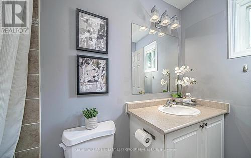 988 Southport Drive, Oshawa (Donevan), ON - Indoor Photo Showing Bathroom