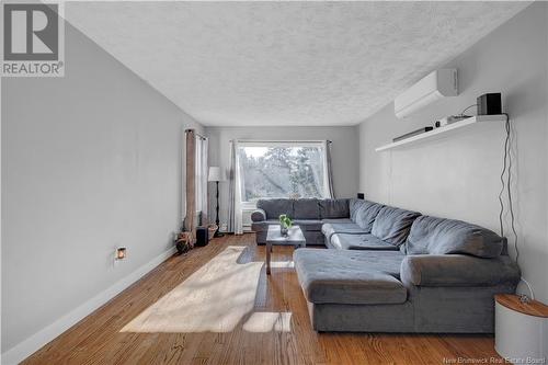 685 Hampton Road, Quispamsis, NB - Indoor Photo Showing Living Room