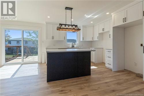 151 Francfort, Moncton, NB - Indoor Photo Showing Kitchen