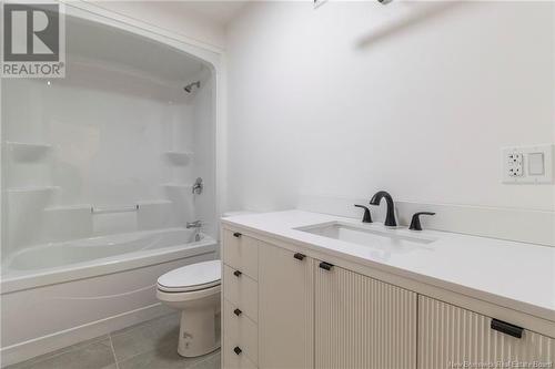 151 Francfort, Moncton, NB - Indoor Photo Showing Bathroom